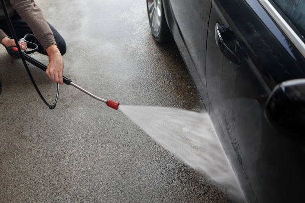 Why Choose Our Certified Pressure Washing Experts for Your Project Needs in Maryville, MO?